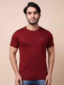 BASIC ROUND NECK HALF SLEEVE - MAROON