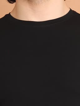 BASIC STRETCHABLE ROUND NECK HALF SLEEVE - BLACK