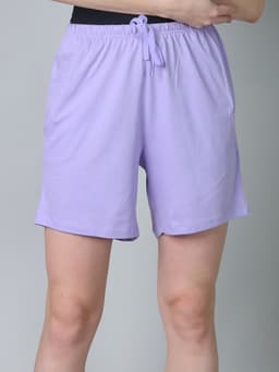 WOMEN'S REGULAR FIT SHORTS WITH SIDE POCKET - LAVENDER